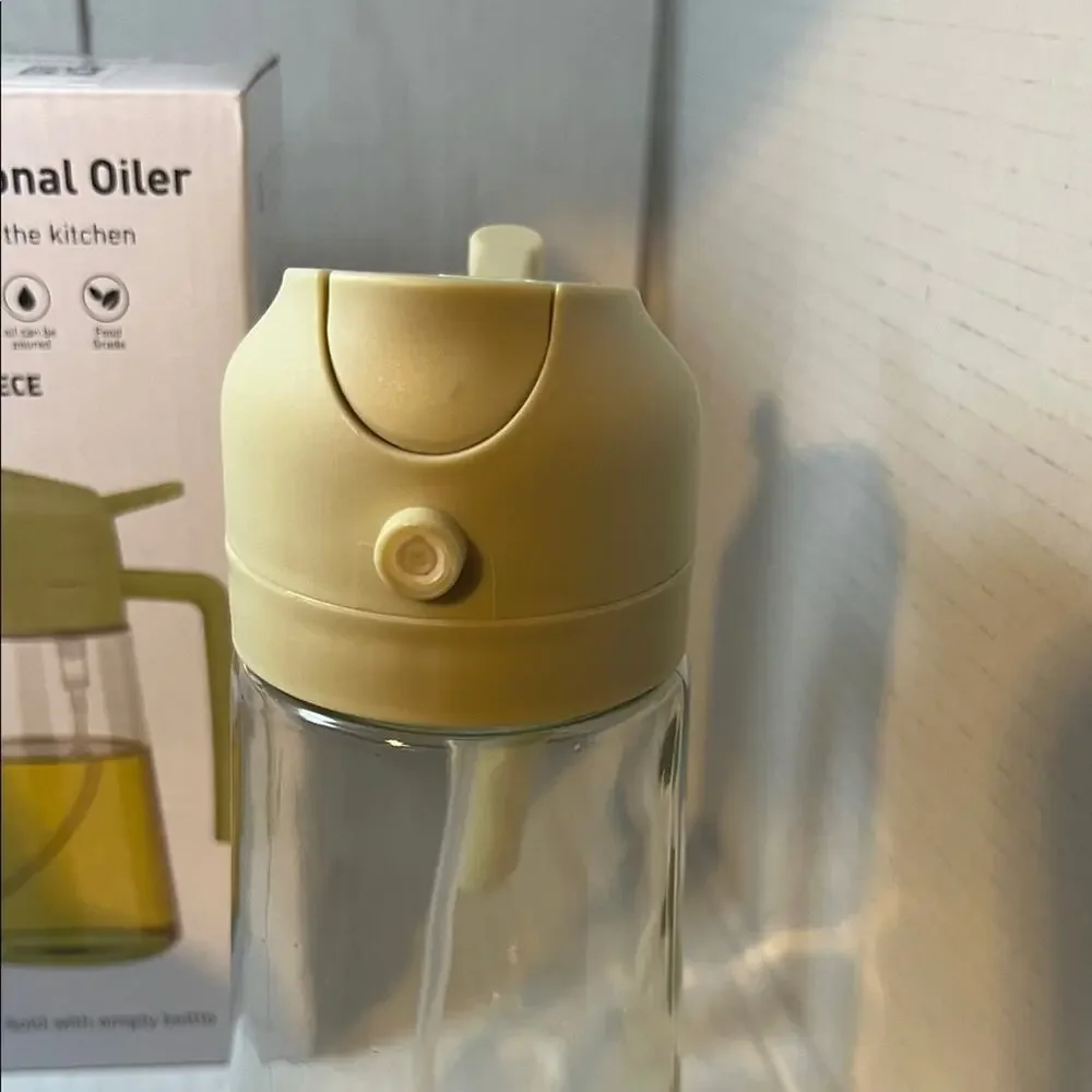 Multifunctional Oiler with Cream Lid